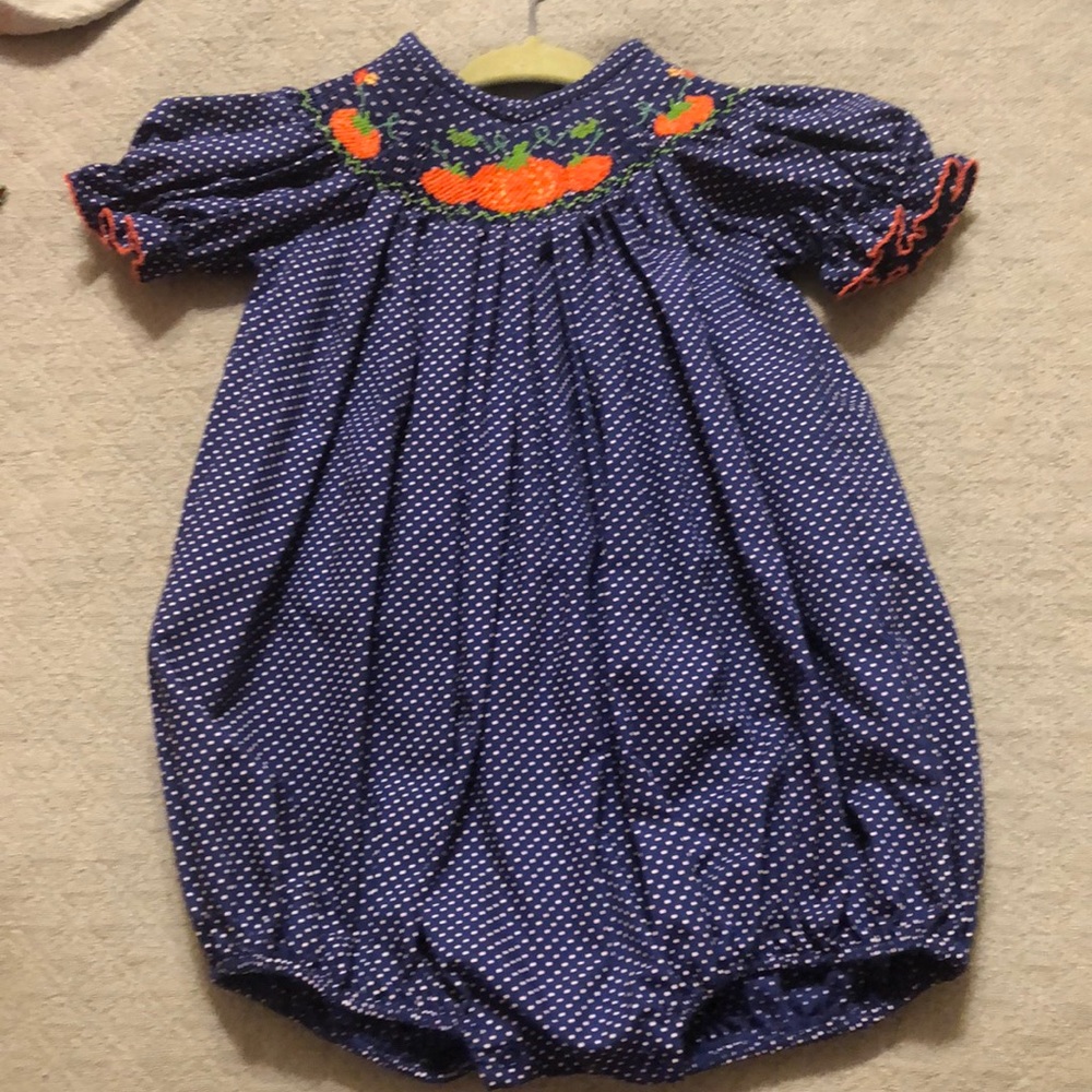 Classic Whimsy Smocked Pumpkin Bubble